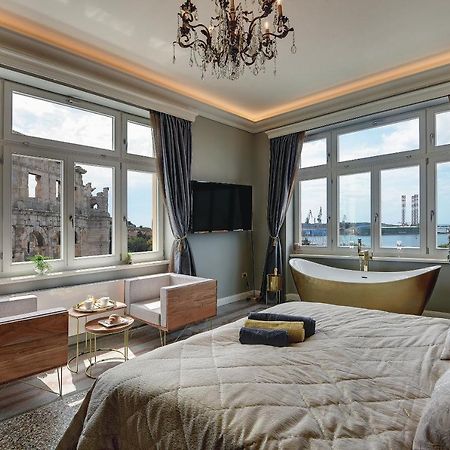 Arena&Sea View Luxurious Residence Pula Extérieur photo