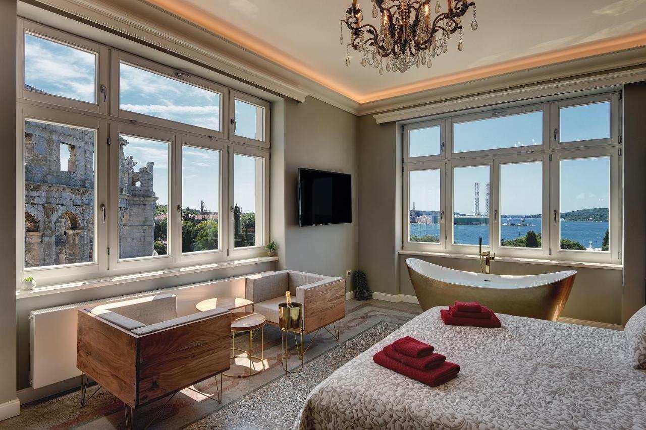 Arena&Sea View Luxurious Residence Pula Extérieur photo