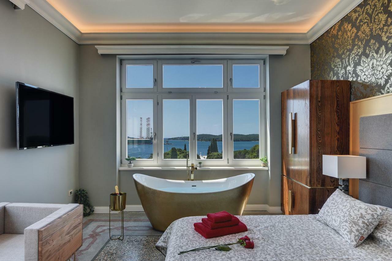 Arena&Sea View Luxurious Residence Pula Extérieur photo