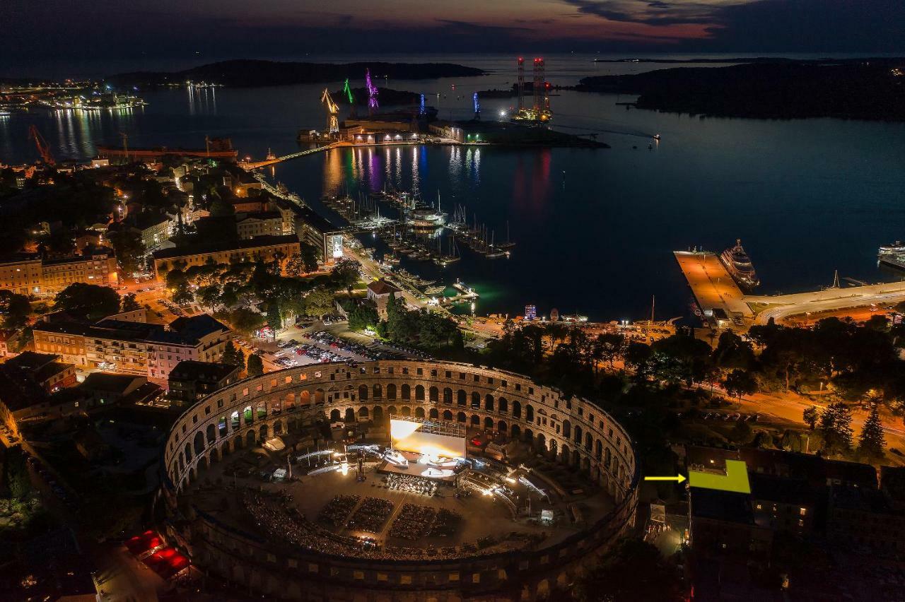 Arena&Sea View Luxurious Residence Pula Extérieur photo