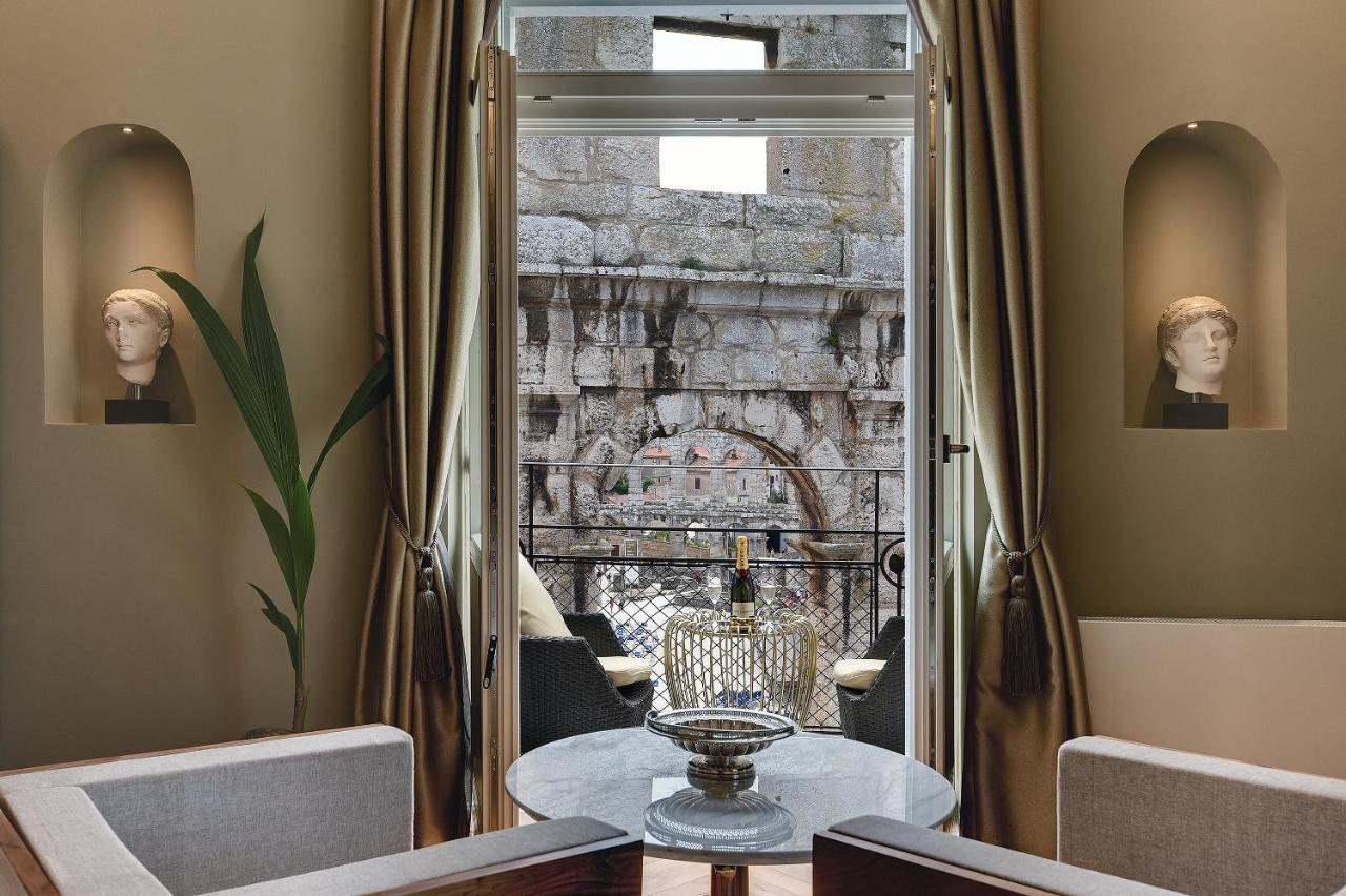 Arena&Sea View Luxurious Residence Pula Extérieur photo